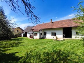 Prodej venkovského  domu s dispozicí  2+1, pozemek 545 m2, Sudoměřice u Bechyně