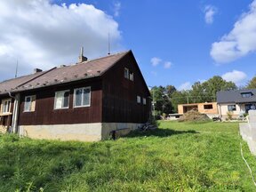 Prodej domu - dřevostavby 3+1 se zahradpu v obci Boletice u Českého Krumlova